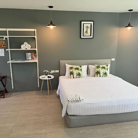Phuket Muay Thai Hotel Rawai Beach Zewnętrze zdjęcie
