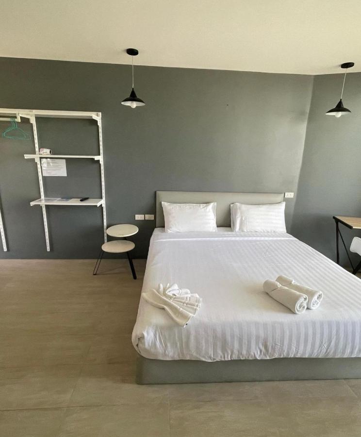 Phuket Muay Thai Hotel Rawai Beach Zewnętrze zdjęcie