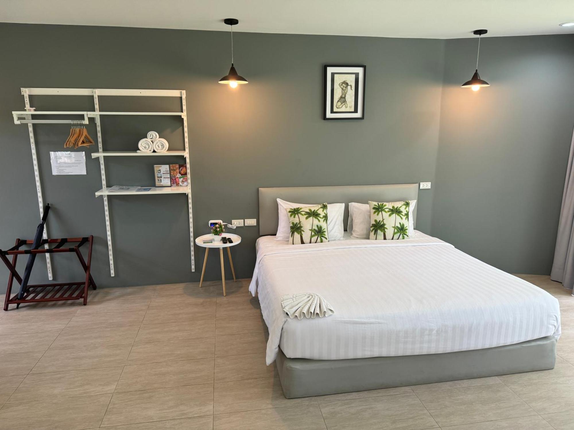 Phuket Muay Thai Hotel Rawai Beach Zewnętrze zdjęcie